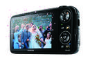 Fujifilm Finepix Real 3D W3: Neue 3D-Digitalkamera