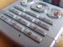 Steinzeit-Handys, nackte Strippen und kultverdächtige Knochen: Smarte Telefone der Community