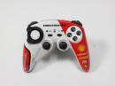 Neu im Testlabor: F1 Dual Analog- und F1 Wireless-Gamepad von Thrustmaster