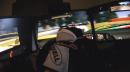 iRacing: Fünf Monitore, Lenkrad und Rennhandschuhe sorgen für ultimativen Realismus