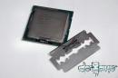 PCGH Extreme: Ivy-Bridge mit neuer Wärmeleitpaste im Test - per Rasierklinge Heat Spreader entfernt