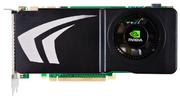 Geforce GTS 250 Vorderseite - Der Kühler erinnert stark an die Geforce 8800 GTS welche ebenfalls auf der G92-Architektur basiert. Anschlüsse für Drei-Wege-SLI hebt die GTS 250 wie ihren Vorgänger von den kleineren G92-Karten ab.