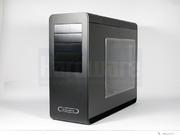Silverstone bietet das Fortress FT02 mit und ohne Seitenfenster an.
