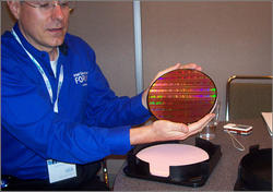 PCM-Wafer von Intel und ST Microelectronics (Bild: Intel)