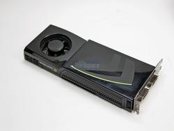 Geforce GTX280 im PCGH-Test: Die Frontalansicht erinnert stark an die 9800 GTX - mit kleinen Unterschieden. (Bild: PCGH)