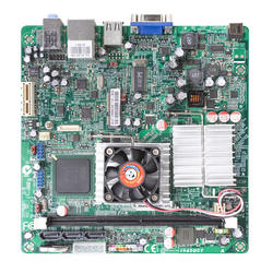 Aopens i945GCt-SN kombiniert den ITX-Formfaktor mit Intels Atom-330-CPU.