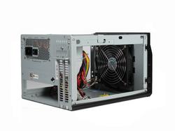  Silverstone Sugo 06: Fest alle Komponenten liegen im Luftstrom des in der Front montierten 120-mm-Lüfters.