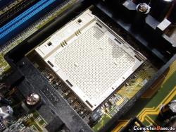 Die Lebensspanne des Server-Sockels 940 als Basis für Enthusiast-CPUs war noch kürzer, als die des Sockel 423.