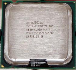 Der Core 2 Duo E6600 ist im Herbst 2006 eine begehrte Spieler-CPU: Günstiger als der E6700 oder gar der X6800, aber schneller als jeder Pentium 4, Pentium D, Athlon 64 oder Athlon FX.