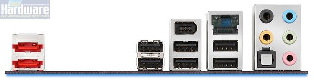 Skulltrail: The connectors on the backside of the mainboard. (Picture: Intel)