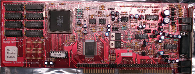 Gravis Ultrasound: Konkurrenz zur Soundblaster, die vor allem durch ihr damals ungewöhnliches rotes PCB auffiel.