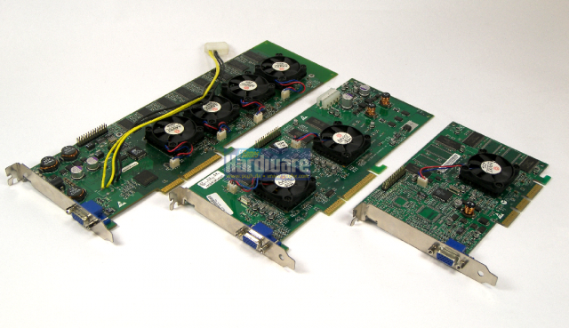 Das VSA-100 Familientreffen. Von Voodoo4 4500 und Voodoo5 5500 gab es jeweils eine PCI- und eine AGP-Version. Die Voodoo5 6000 erschien zwar nie, war aber ausschließlich für den AGP geplant.