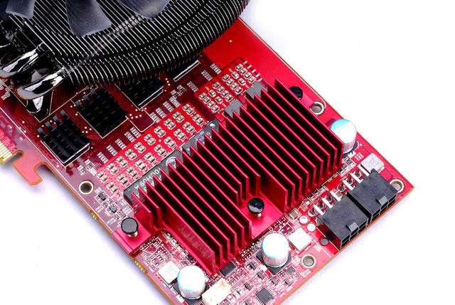 Neue Bilder des Zalman ZM-RHS90 Heatsink-Kühlers. (7)
