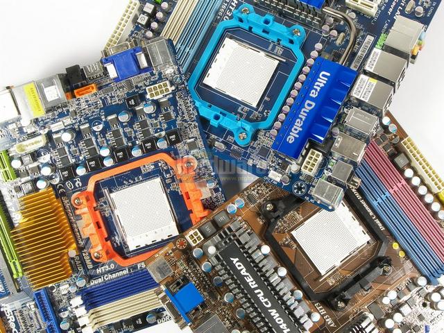 PC Games Hardware Extreme #0509: Sockel-1156/AM3-Mainboards im Test