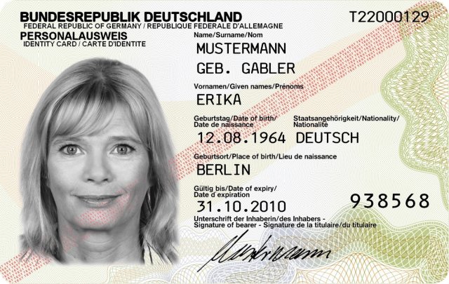 De Maizière: Elektronischer Personalausweis kommt