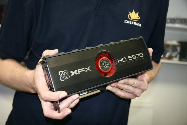 XFX Radeon HD 5970 Black Edition Limited unboxed (2)