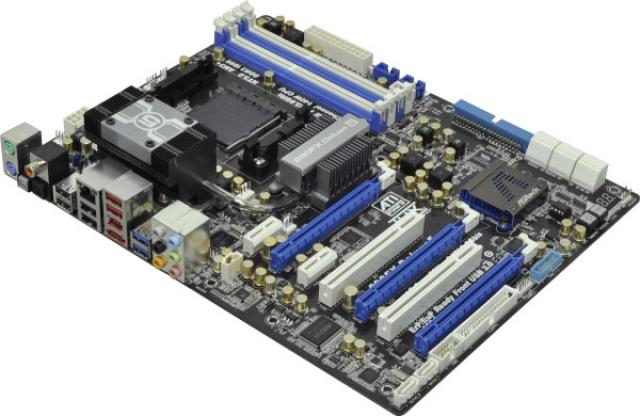 Asrock 890FX Deluxe5 (4)