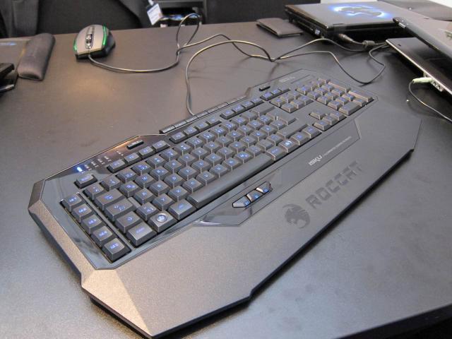 Cebit 2011: Roccat Isku Illuminated Gaming Keyboard im ersten Hands-On-Test  (3)