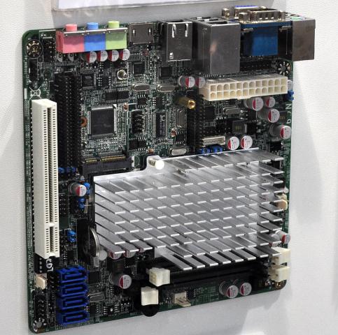 Low-Power-Atom Z2700 auf 32-Nanometer-Basis in Arbeit?