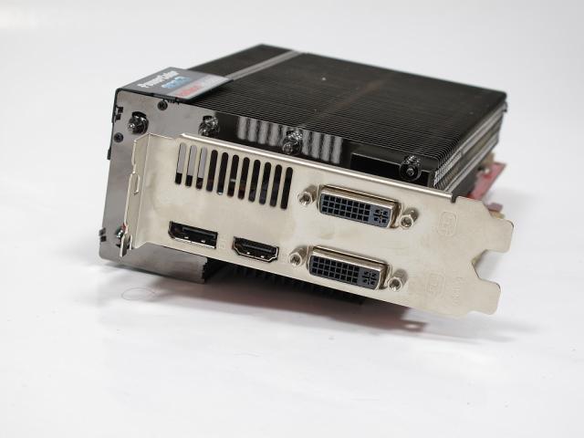 Powercolor SCS 3: Passivgekühlte Radeon HD 6850 (11)