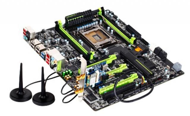 Sandy-Bridge-E: Auch Gigabyte enthüllt seine X79-Platinen. (3)