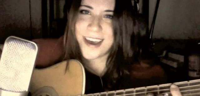 Malukah singt Skyrim-Theme.