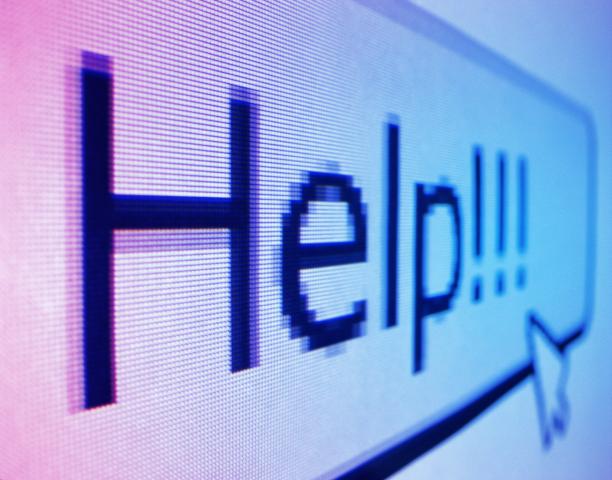 Der Internet-Wurm Sasser ging 2004 auf das Konto eines damals 17-Jährigen Schülers aus Deutschland. Der Wurm infizierte rund 2.000.000 Rechner und brachte Microsoft zur Weißglut. Die Softwareschmiede setzte sogar ein Kopfgeld auf den Programmierer aus. Doch statt am Galgen endete dieser vor Gericht und bekam eine Bewährungsstrafe von einem Jahr und neun Monaten plus 30 Stunden gemeinnützige Arbeit aufgebrummt. Unter den prominenten Opfern des Wurms waren unter anderem die deutsche Postbank und Delta Airlines vertreten. 