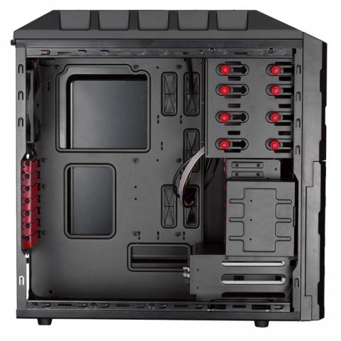 Xilence bringt Black Hornet-Miditower für rund 90 Euro heraus. (2)