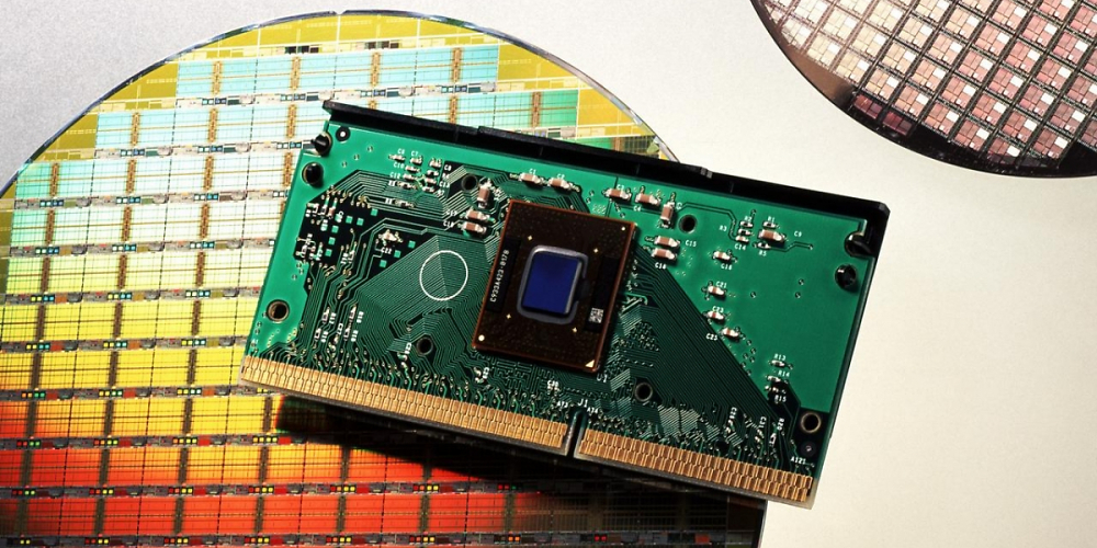 Bear-A-Byte: Plüschiger Pentium III-PC