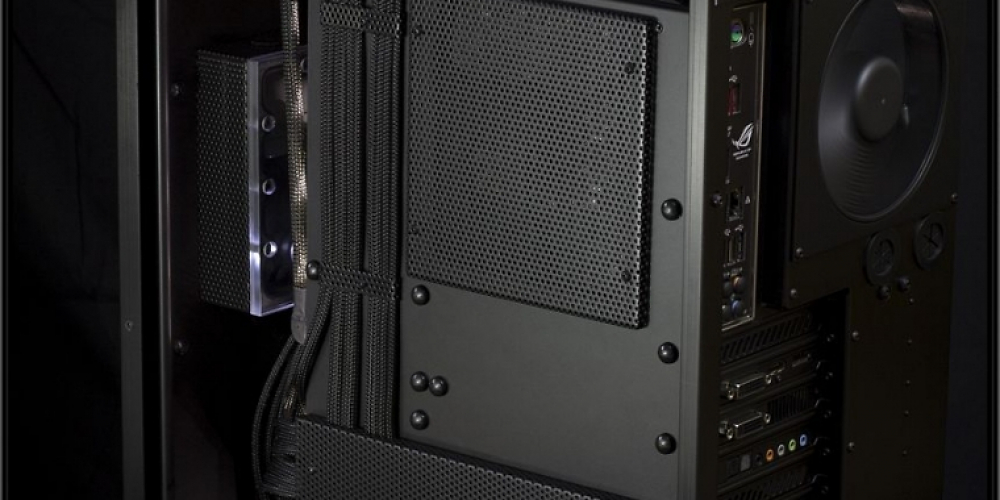 Update vom 14.10. mit der bisher schönsten PC-Rückseite? (1)