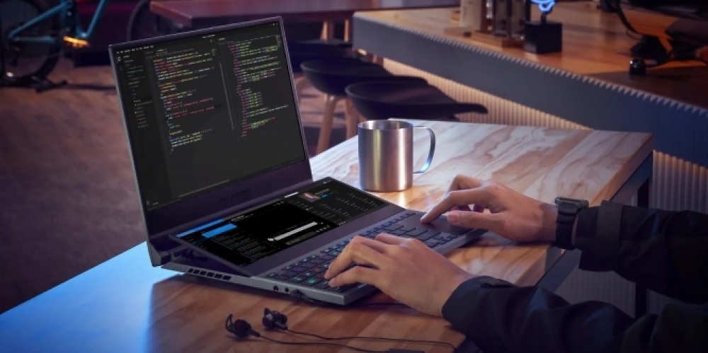 Asus ROG Zephyrus 15 Duo SE: Neue Version mit Ryzen-9-5980HX-CPU (2)