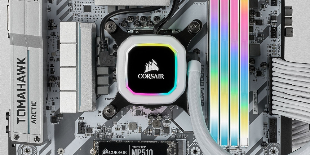 DDR5-Speicher: Höhere Temperaturen laut Corsair, ADATA kündigt XPG DDR5 mit bis zu 12.600 MT/s an.