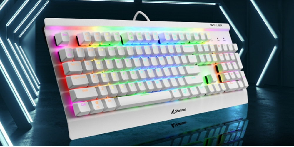 Sharkoon Skiller SGK3 White: Weiße Gaming-Tastatur mit Kailh-Switches und PBT-Set vorgestellt