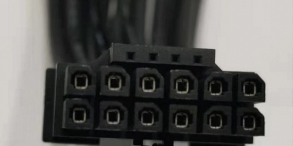 PCI-Express 5.0: Neuer Stromstecker passt zu RTX-30-FE-Grafikkarten