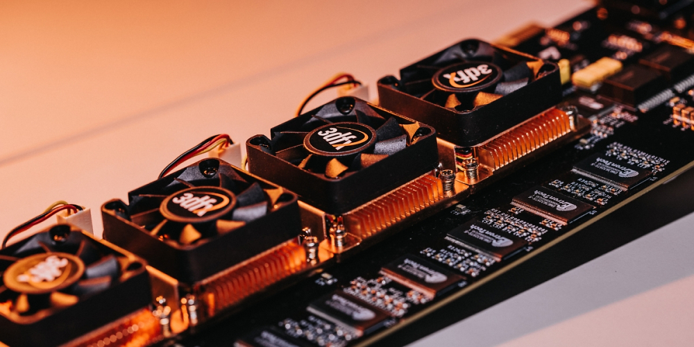 Voodoo 5 6000: Die Nachbauten SUX 6000 und Snow White im Testlabor (5)