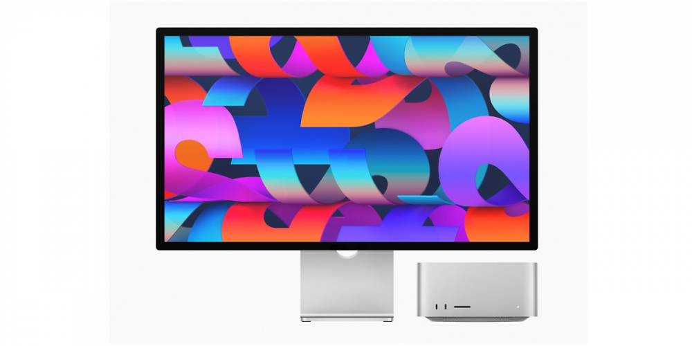 Wie Mark Gurman berichtete, arbeitet Apple wohl derweil an neuen externen Monitoren, die auf Silizium aus den eigenen Reihen setzen sollen.