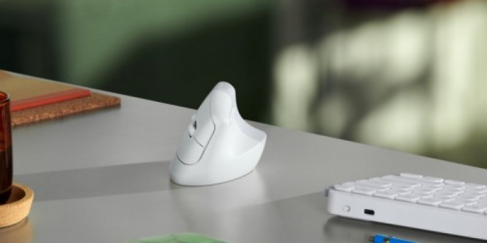 Logitech Lift: Vertikale und ergonomische Maus für kleine Hände. (6)