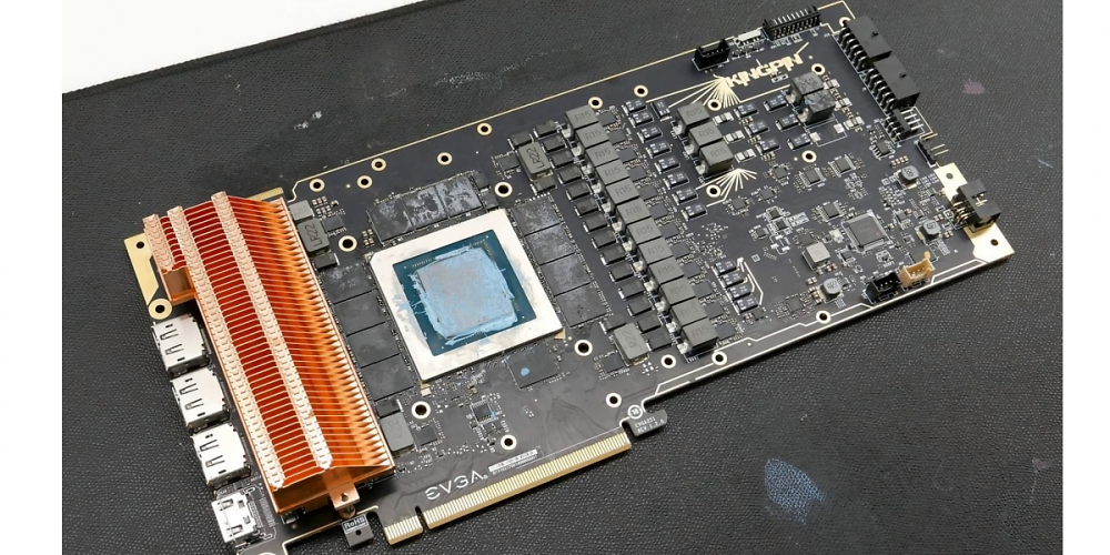 RTX 3090 Ti mit 21 Gbps Speicher