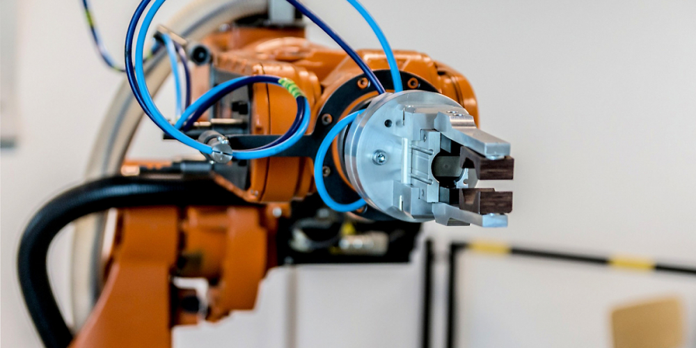 Robotik: Genialer Hardware-Aimbot zielt sich zu Tode (1)