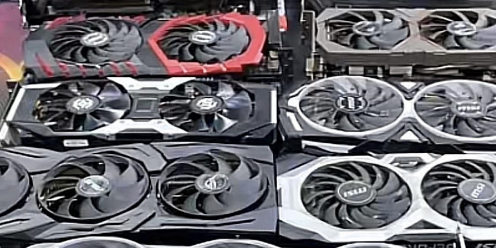 Aufgrund schwächelnder Kryptowährungen wie Ethereum, werden derzeit Miner und Besitzer von Internetcafés dazu veranlasst, ihre Karten loszuwerden.