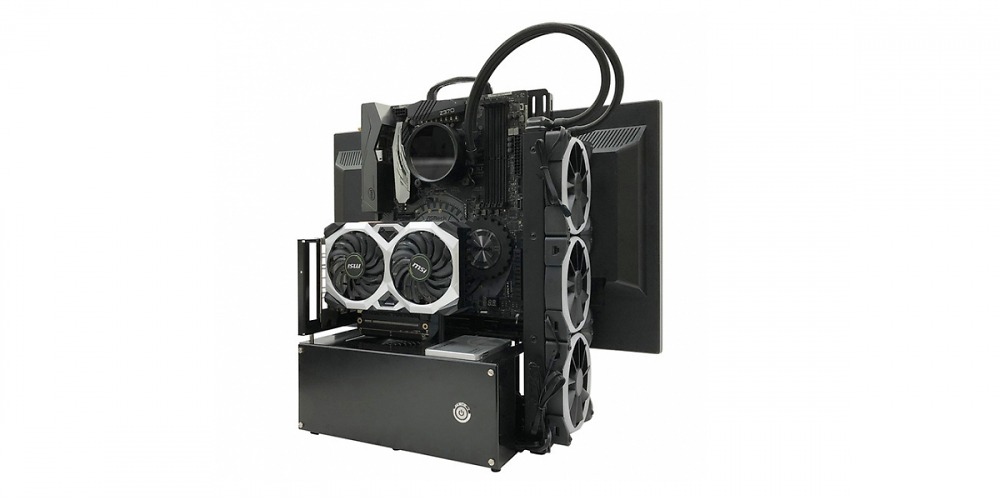 Japanischer Hersteller baut erstes offenes Case für All-in-One PC. (1)