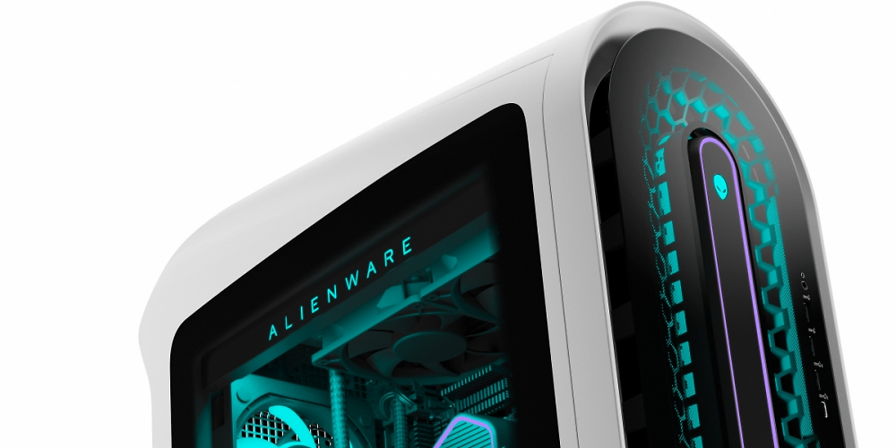 Alienware Aurora R15 mit Glas Panel