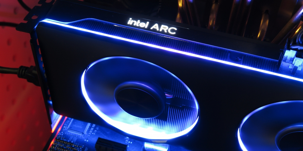 Intel hat mit Microsoft zusammengearbeitet, um mit seinen neuen diskreten Arc-GPUs die Leistung generativer KIs zu beschleunigen.