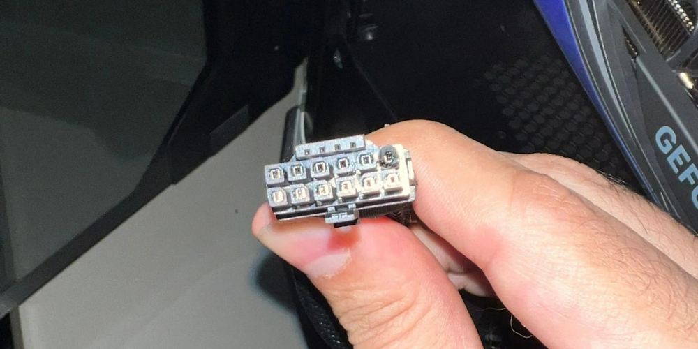 Geforce RTX 4090: Klage gegen Nvidia wegen geschmolzenem Stromstecker