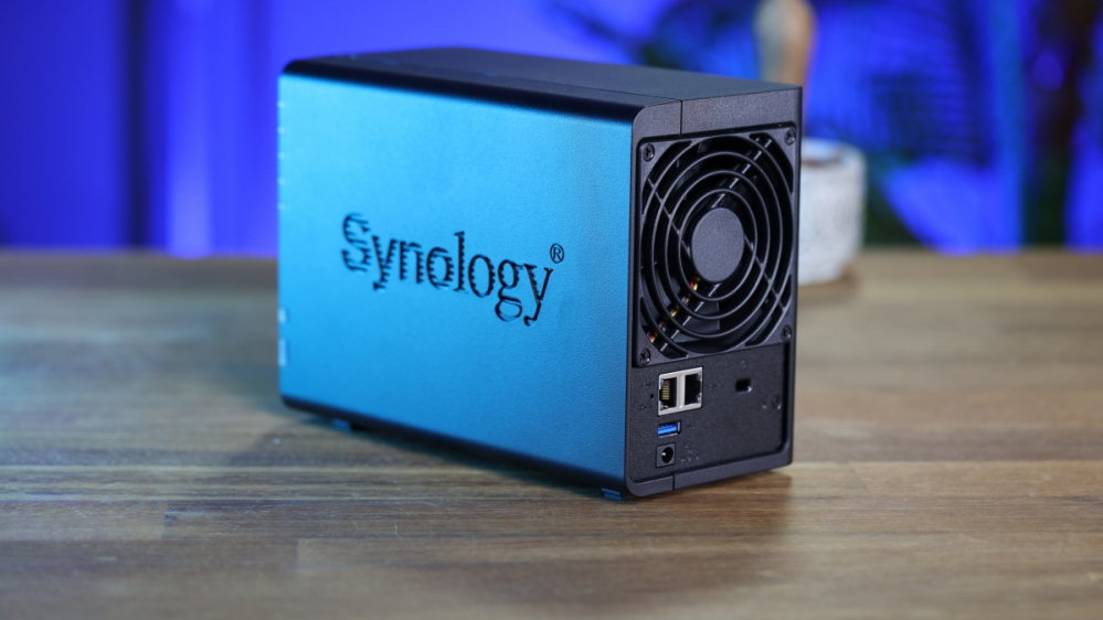 Gewinnen Sie ein Synology-NAS DS220+ oder eine C2-Backup-Lizenz für Cloud Speicher von 2 TB