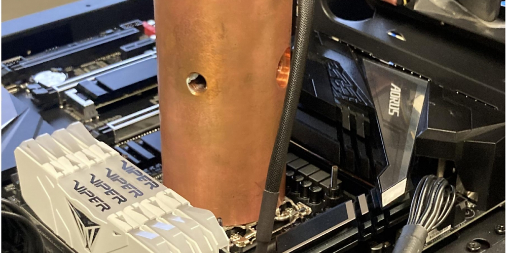 Kupferzylinder auf CPU&nbsp;