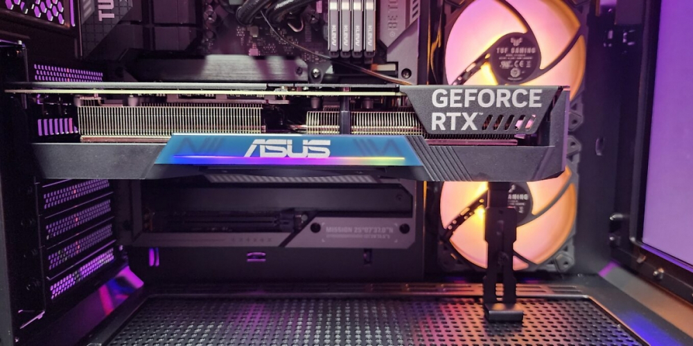 Asus Geforce RTX 4070 Megalodon