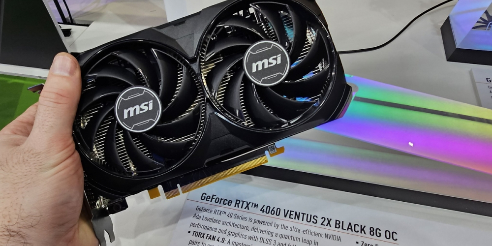 Die Geforce RTX 4060, wohlgemerkt ohne Ti, aber auch mit 8 GiB Speicher, wurde nun erstmals in freier Wildbahn gesichtet.