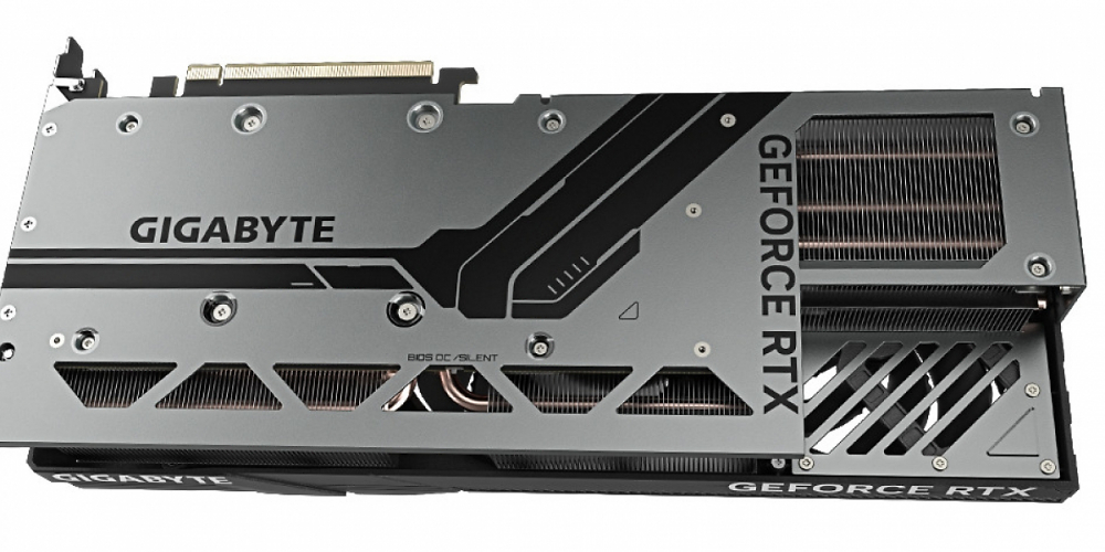 Gigabyte: Neue RTX 4090 Windforce mit 12VHPWR-"Cutaway" (4)