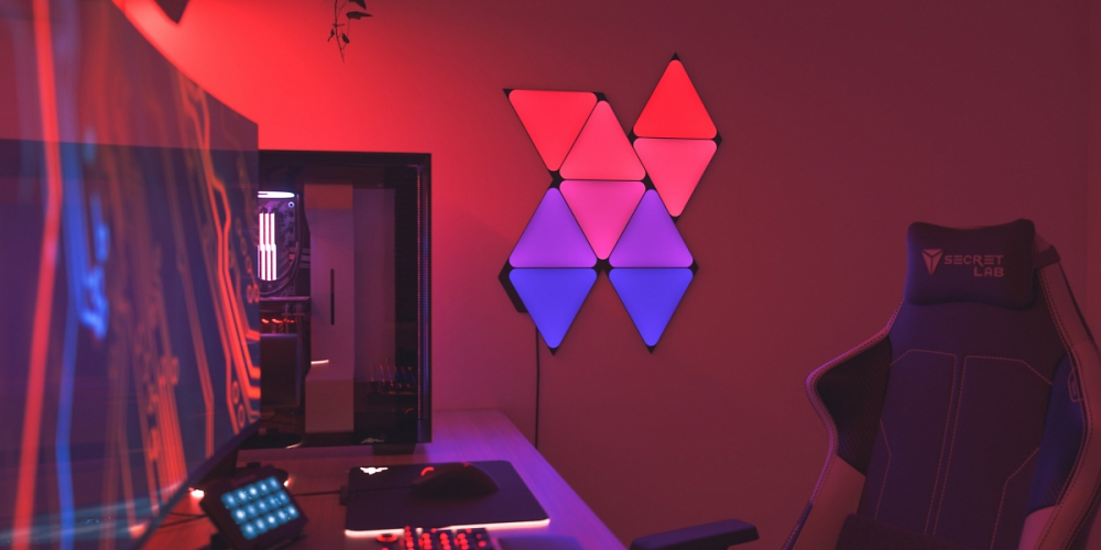 Nanoleaf Ultra Black Shapes Hexagon eingeschaltet